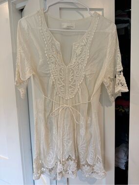 Alythea Women's Cream Embroidered Boho Tunic Top Size L